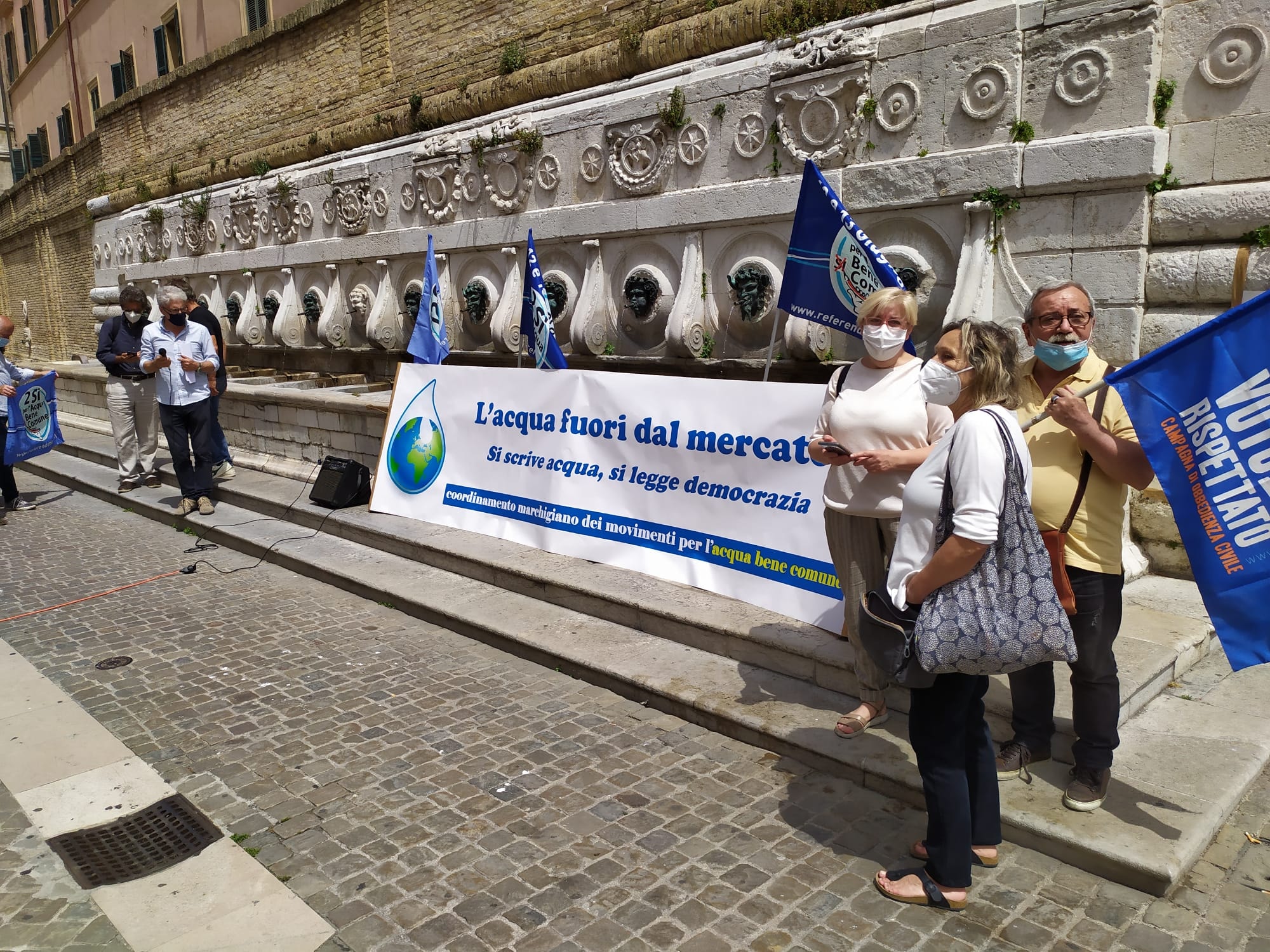 Foto iniziativa decennale referendum Ancona 11 6 21 3